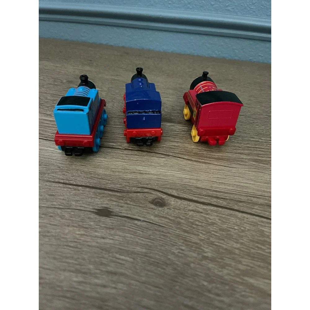 Thomas and Friends Trackmaster Train Engines‎ Lot 3 Blue Red Yellow